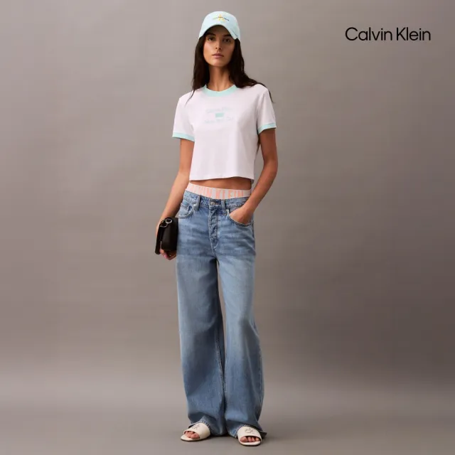 【CALVIN KLEIN】官方旗艦館CK 對比色邊標誌短版 T 恤_白色