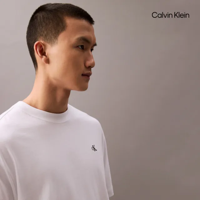 【CALVIN KLEIN】官方旗艦館 韓星金路雲同款 CK Calvin Logo 圓領上衣 _白色