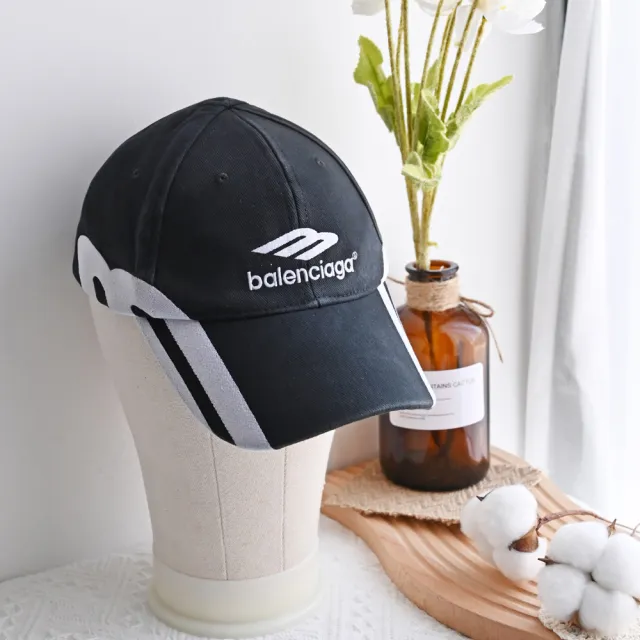 【Balenciaga 巴黎世家】簡約電繡3B SPORTS LOGO個性遮陽帽棒球帽(黑)