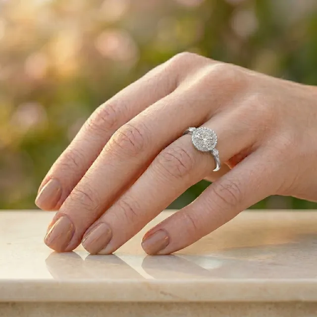 【Luster】38女王!30分 D VS 培育鑽 純銀 鑽石戒指(恆久之選陪你每個日常時刻)