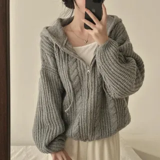 【Uicy】韓版休閒麻花針織連帽外套 外套 防曬外套 女裝 上衣 J414