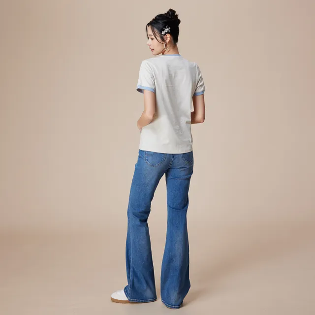 【Lee】女裝 短袖T恤 / 撞色 LEEJEANS花卉印花  奶霜白 標準版型 / LB602029721