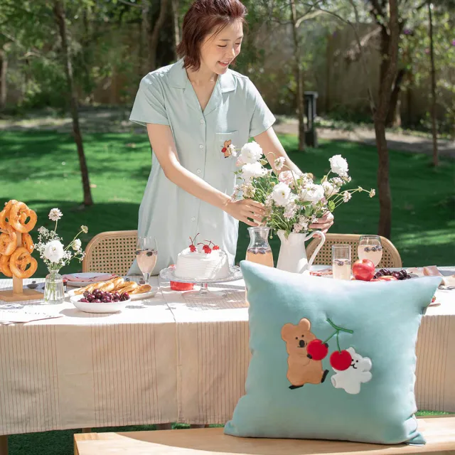 【YVONNE 以旺傢飾】櫻桃繡花短袖洋裝-湖水綠(DINOTAENG)