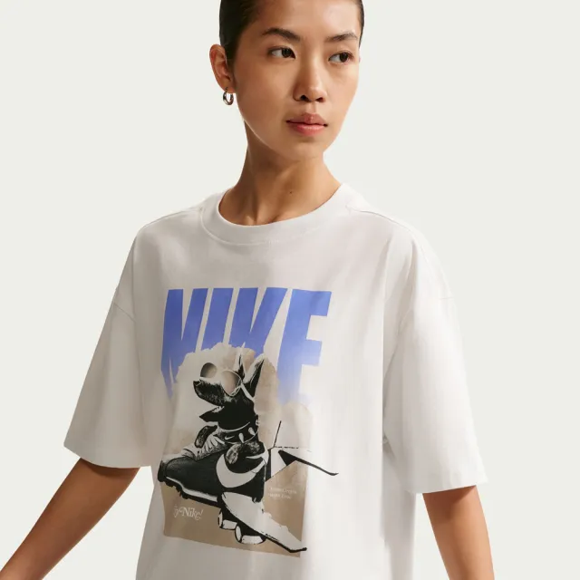 【NIKE 耐吉】短袖上衣 女 寬鬆 AS W NSW SS GFX TEE OS 米白 IR7588-121