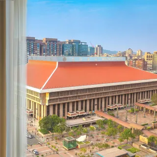 【凱撒大飯店】紙券! 台北凱達大飯店 百宴平日自助餐廳午或晚餐券2張組*(假日+200)