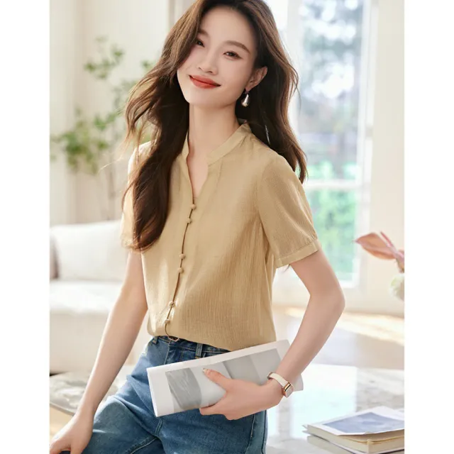 【ALLK 歐楷】新品上架 排釦造型上衣 淺黃色 尺寸L-XXL/中大尺碼/涼爽/透氣