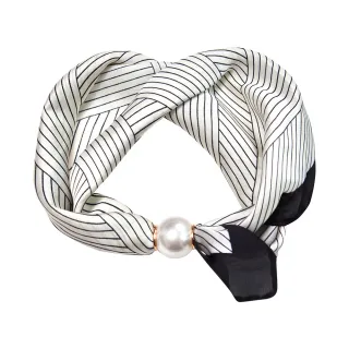 【MYVEGA 麥雪爾】磁吸珍珠條紋印花絲巾-米