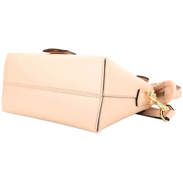 【FENDI 芬迪】By The Way Boston 展示品 字母牛皮縫線提把粉色迷你手提/斜背包-正提把皮裂痕