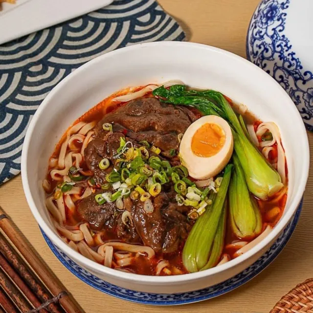 【墾丁凱撒大飯店】5/20偷殺!雙人雅緻客房含早餐★升等1泊2食贈冠軍牛肉麵套餐(暑假快閃優惠!限量組數!)