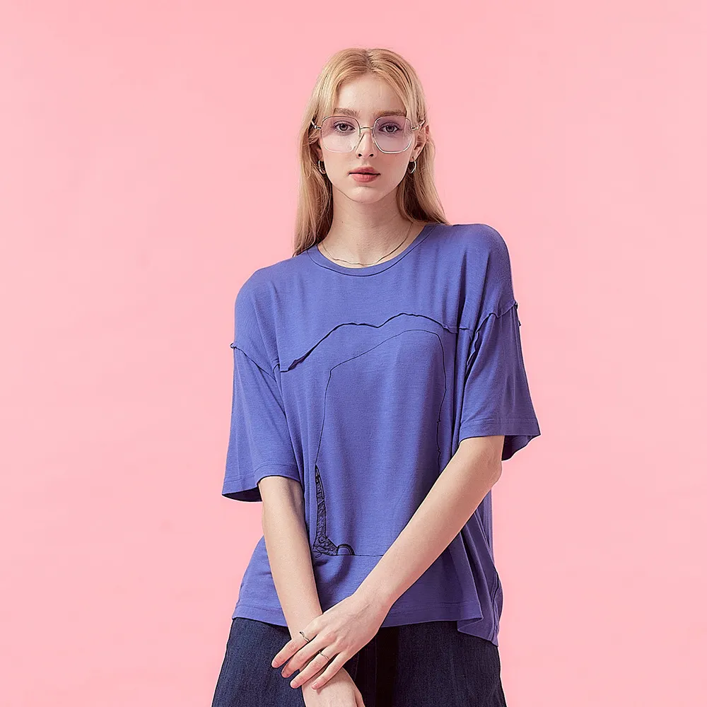 【ICHE 衣哲】Cop.Copine法式簡約手繪印花落肩造型上衣