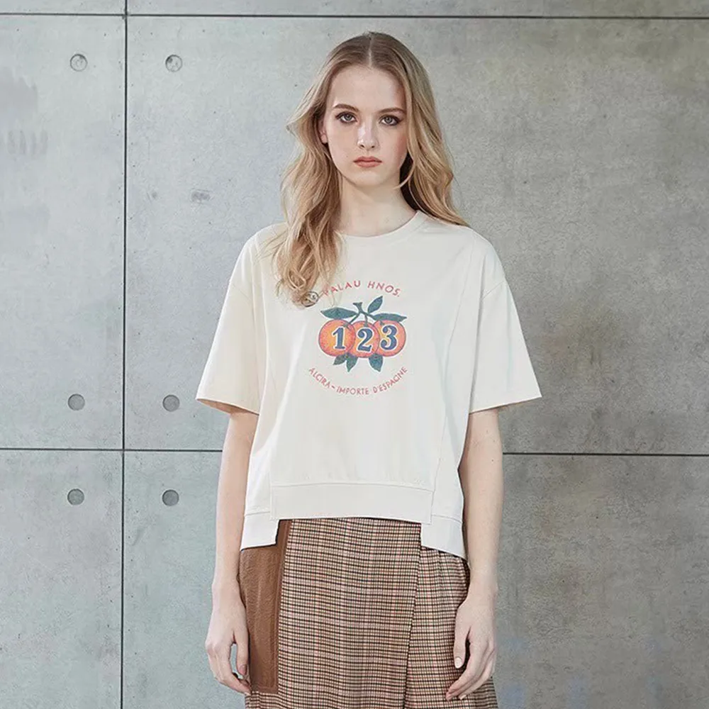 【ICHE 衣哲】Cop.Copine 法國原裝進口奶白色復古印花短袖T上衣