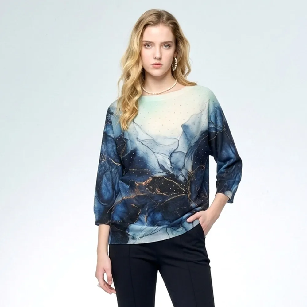 【MON’S】墨雨雲間金鑽印花針織上衣(直)