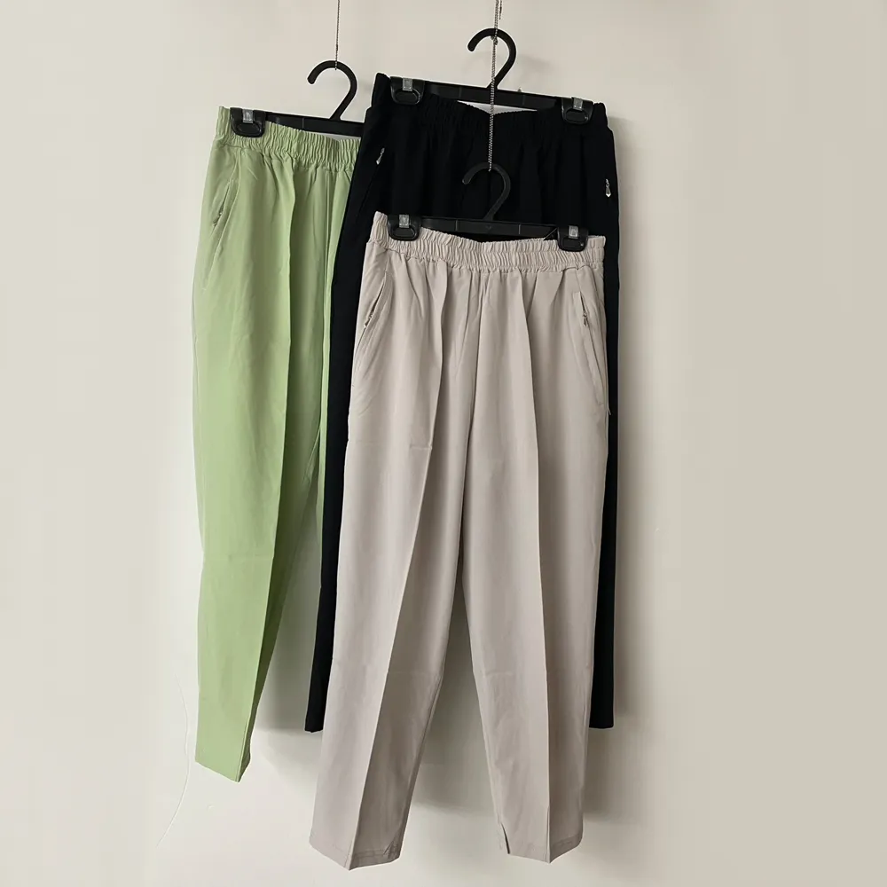 【MON’S】輕量空氣感窄款褲(直)