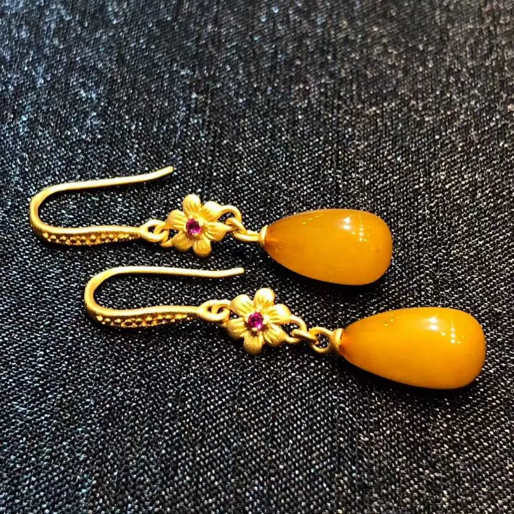 【勝弘珠寶】波羅的海蜜蠟水滴梅花耳環(蜜蠟耳環)