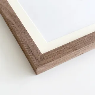 【菠蘿選畫所】黑胡桃實木方形畫框-30x30cm(包含內襯卡紙/木質高級感擺台/實木相框畫框/印刷裱畫)