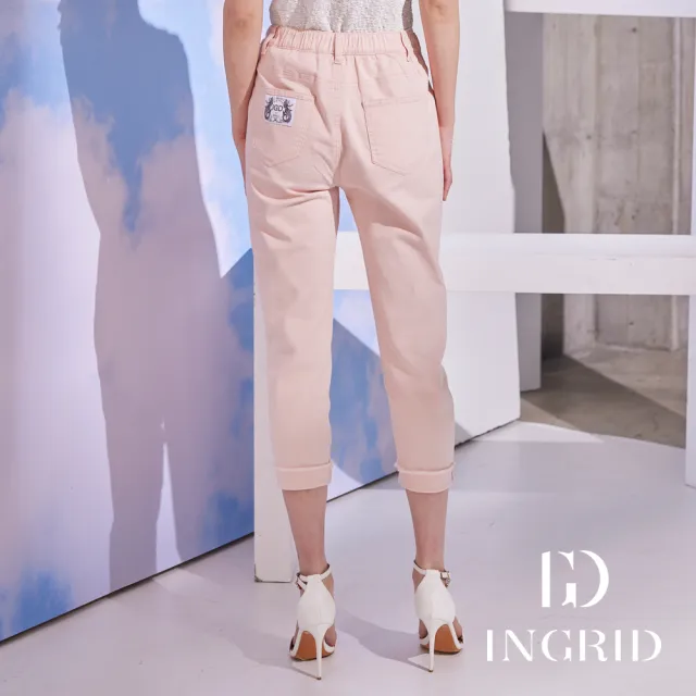 【IGD 英格麗】實體同步款-旅行文字塗鴉破壞反褶牛仔褲-粉紅色