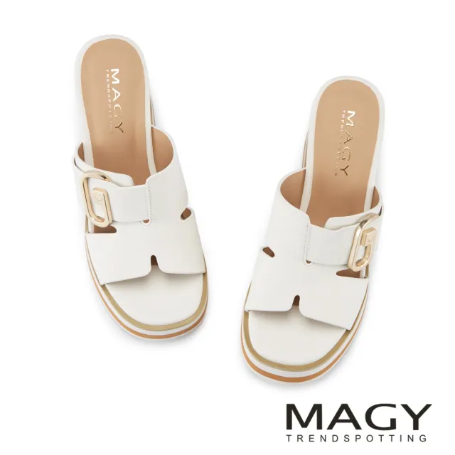 【MAGY】牛皮金屬裝飾厚底楔型涼拖鞋 白色