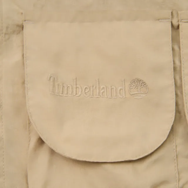 【Timberland】男款米色寬版防曬襯衫外套(A2R5QY94)