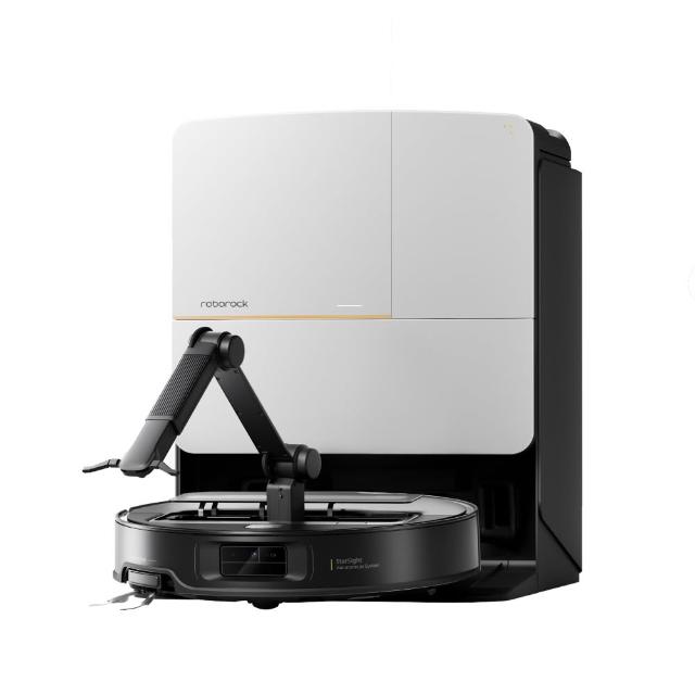  Roborock 石頭科技 Saros Z70 掃地機器人，搭載先進自清潔基站，支援自動集塵、熱風烘乾、熱水洗拖布、自動新增清潔劑及自動卸除脫布。吸力高達18000Pa以上，輕鬆清除頑頑汙垢。功能豐富，包括防掉落、自動回充、虛擬牆、越障、重髒汙偵測、視訊監控、聲控操作、自動給水裝置、伸縮拖布及邊刷、拖布抬升。機身重量5.1kg以上，穩定耐用，享有2年完整保固，讓家居清潔更智慧便捷。 