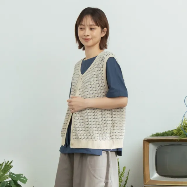 【MOSS CLUB】撞色條紋透氣排釦針織背心 藍 杏 灰(魅力商品)