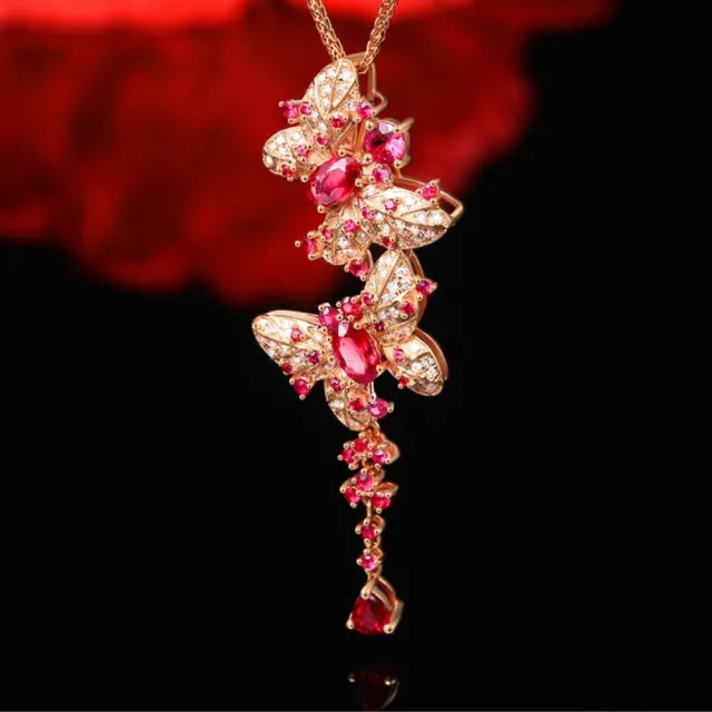 海斯珠寶 1.1克拉天然鴿血紅寶石 18K玫瑰金鑽石項鍊 橢圓形切割 浪漫雙飛蝶系列 莫桑比克紅寶石