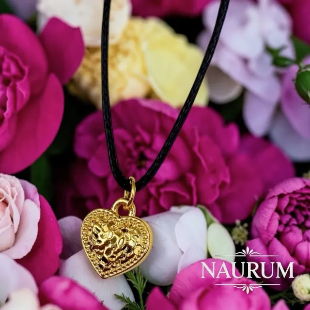 (NAURUM)黃金墜飾心心相隨0.07錢附贈皮繩