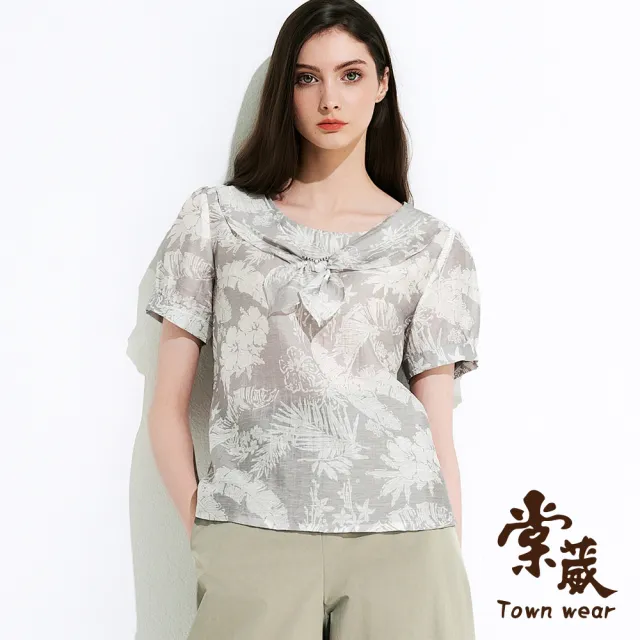 【TOWN’WEAR 棠葳】滿版印花透膚領結上衣(女上著/女上衣/修身/天絲棉/棉質/短袖)