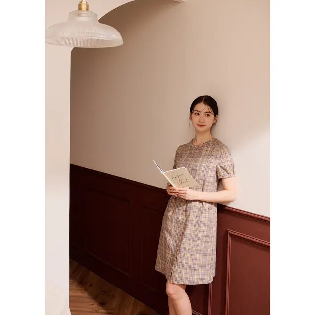 【perng yuh 芃諭名品】書頁底蘊 格紋 洋裝（附腰帶）(2026 SS Collection｜5A春夏新品上市)