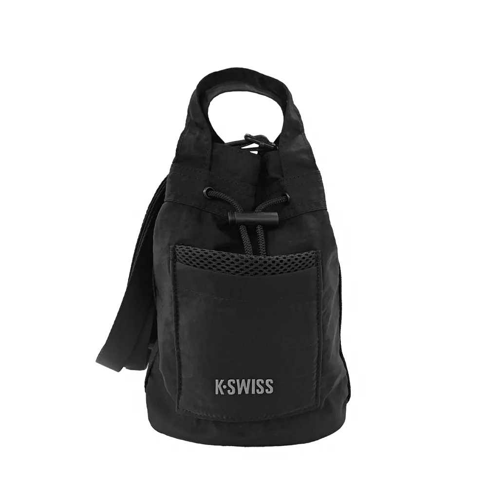 【K-SWISS】運動小包 CROSSBODY BUCKET BAG 水桶包 中性 男款 女款 黑色 BG438-001