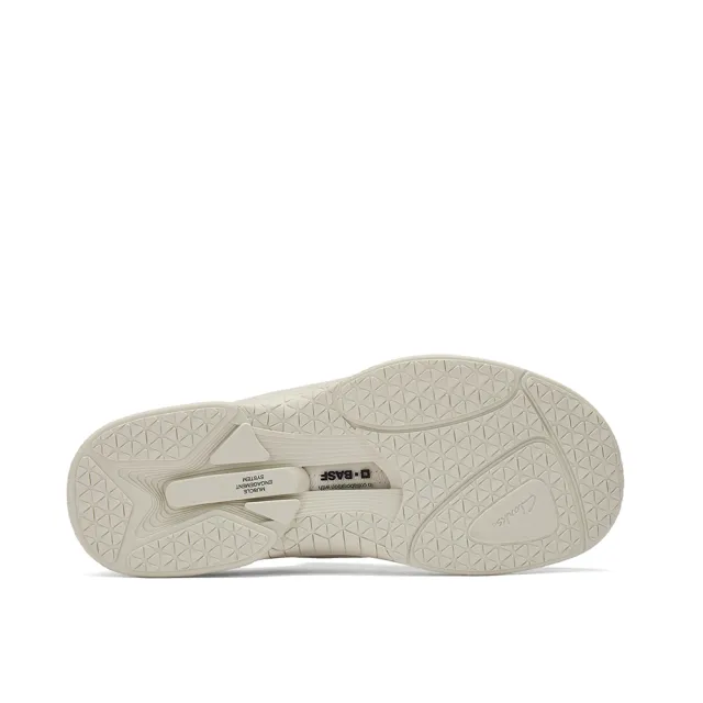 【Clarks】男鞋 輕鬆走-Tri Ease Lace男款真皮舒適緩震輕量休閒鞋 運動鞋 健走鞋(白色)(CLM87340C)
