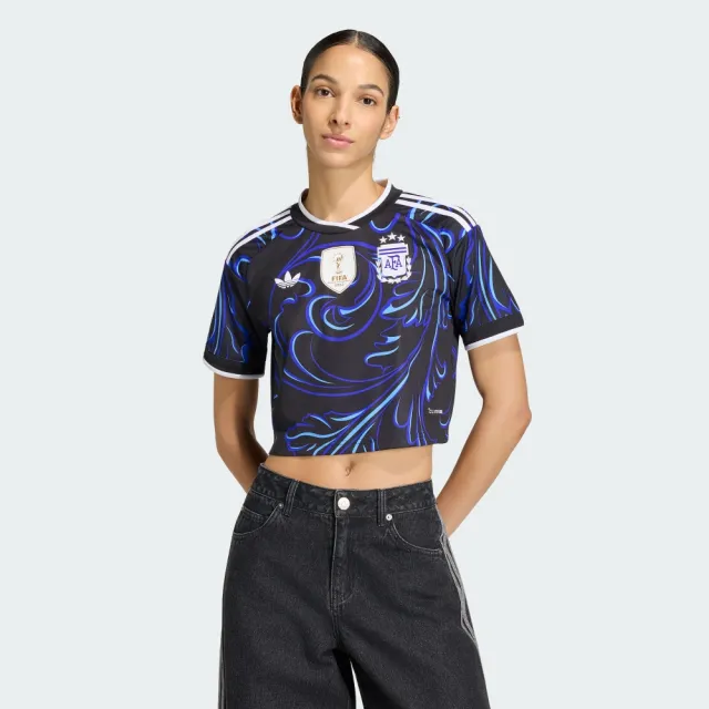 【adidas 愛迪達】世界盃 阿根廷 客場球迷版 短版短袖球衣 吸濕排汗 女 KE5984