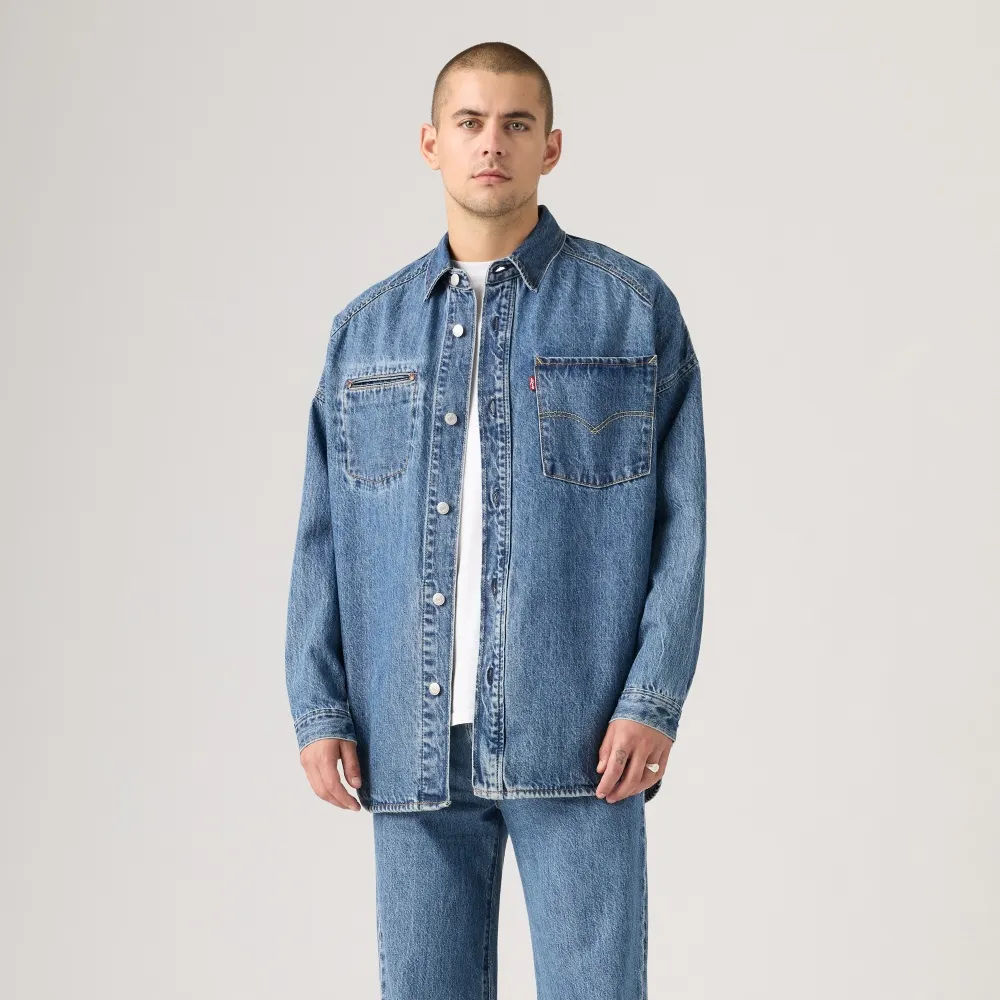 【LEVIS】襯衫式寬鬆版牛仔外套 / 口袋細節 男生上衣 熱賣單品 003M1-0001