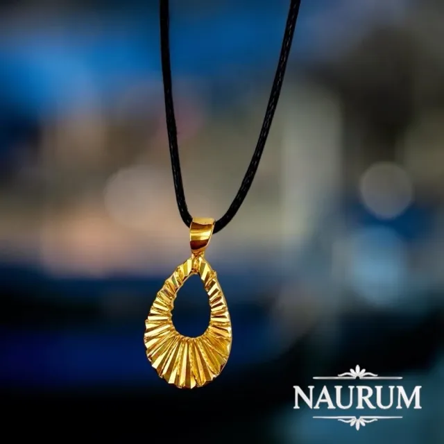 (NAURUM)黃金墜飾金耀星芒0.66錢附贈皮繩