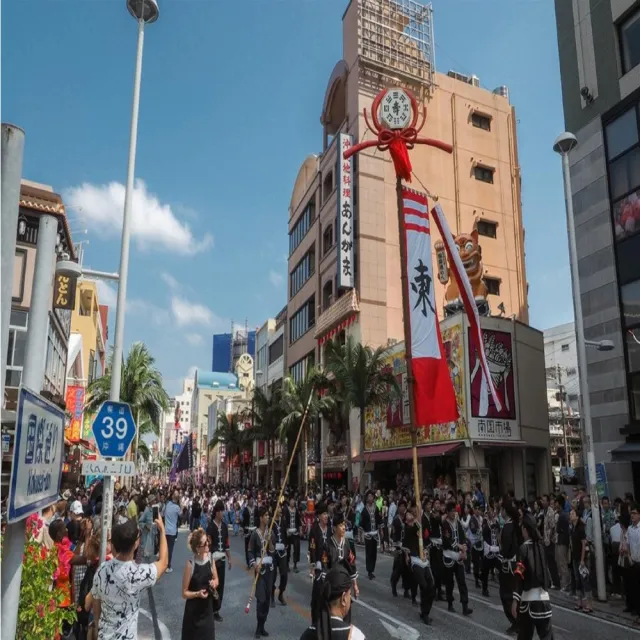 沖繩五日自由行｜07-10月出發★樂桃+精選飯店二選一(午去午回/兩人一室-單人券)