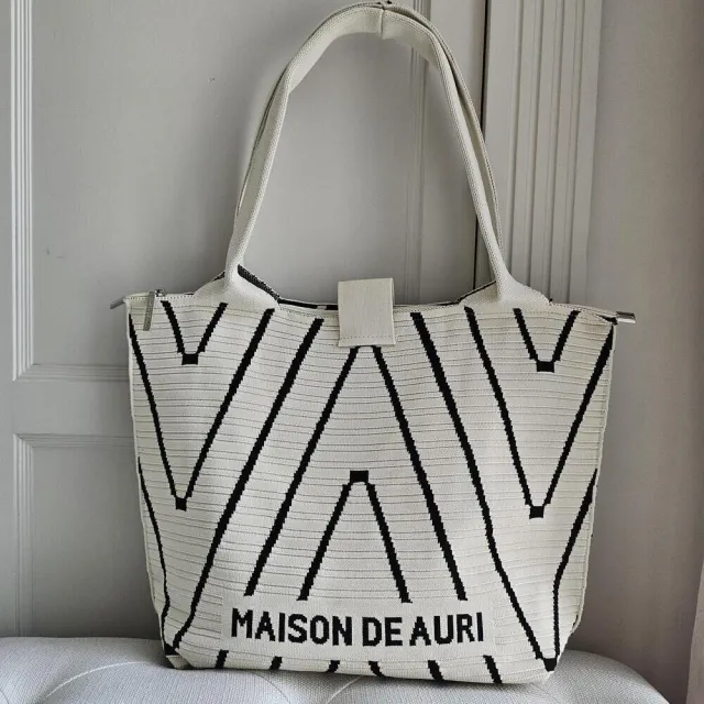 【MAISON DE AURI】雙11 Maison Grandie | Maison Grandie White 格蘭緹之家-白色 大口袋包 / 厚
