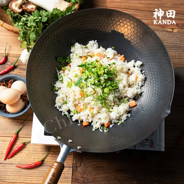 【神田】KANDA 日本製 窒化鐵 槌目紋 無塗層鐵炒鍋 鐵鍋 IH爐可用鍋 30cm(贈玻璃鍋蓋+木鏟)
