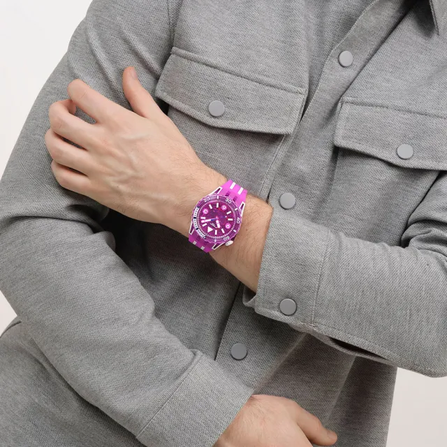 【SWATCH】SCUBAQUA 電光紫紅 FLOWER HAT SSCU09P100 (44mm)