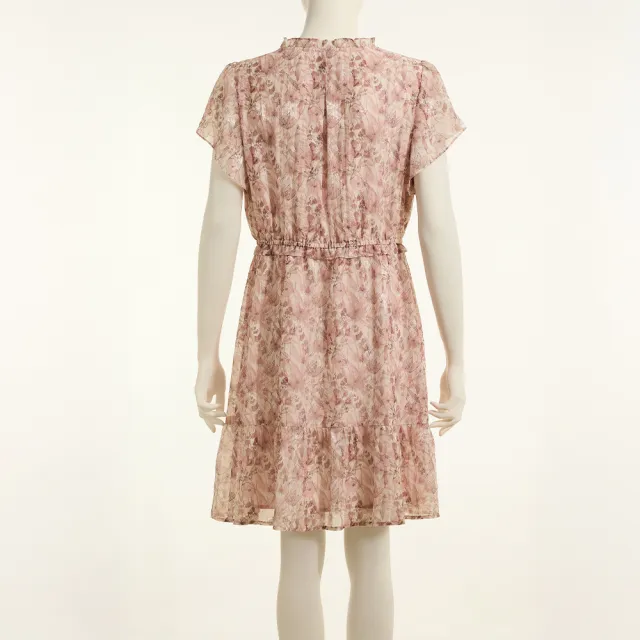 【ILEY 伊蕾】粉嫩碎花荷葉領腰鬆緊印花洋裝(粉；M-2L；1262077445)
