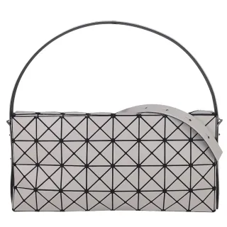 【ISSEY MIYAKE 三宅一生】BAOBAO 皮紋方格4x8雙帶斜背/側肩包(米色)
