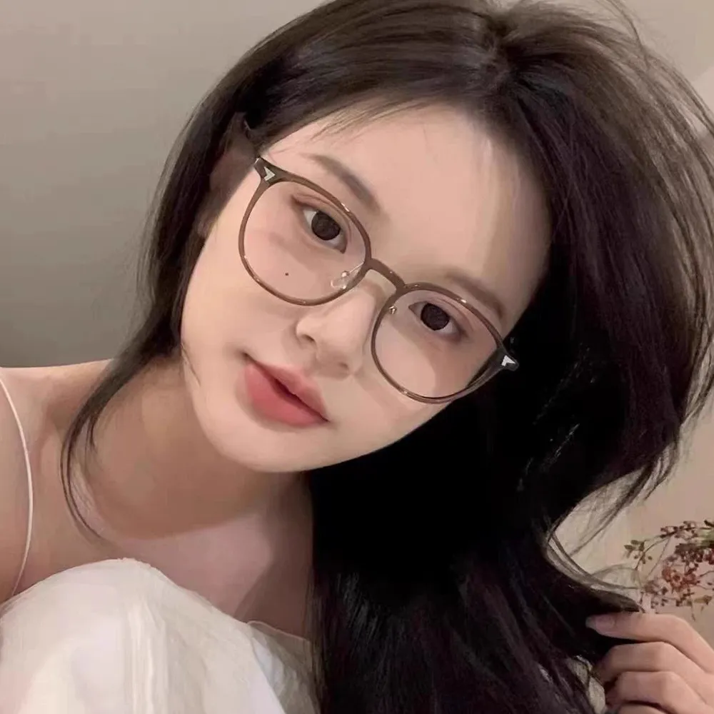 【KT DADA】透明眼鏡 韓版眼鏡 眼鏡女 眼鏡框 眼鏡架 素顏眼鏡 顯小臉 純鈦眼鏡 文青眼鏡 