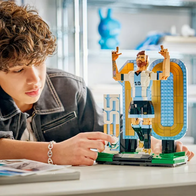 【LEGO 樂高】Editions 43015 Lionel Messi－足壇傳奇(梅西 世足 2026世界盃 禮物 玩具)