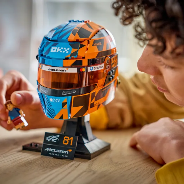 【LEGO 樂高】Editions 43017 McLaren Mastercard F1 Team Oscar Piastri 頭盔(麥拉倫 居家擺設 禮物 玩具)