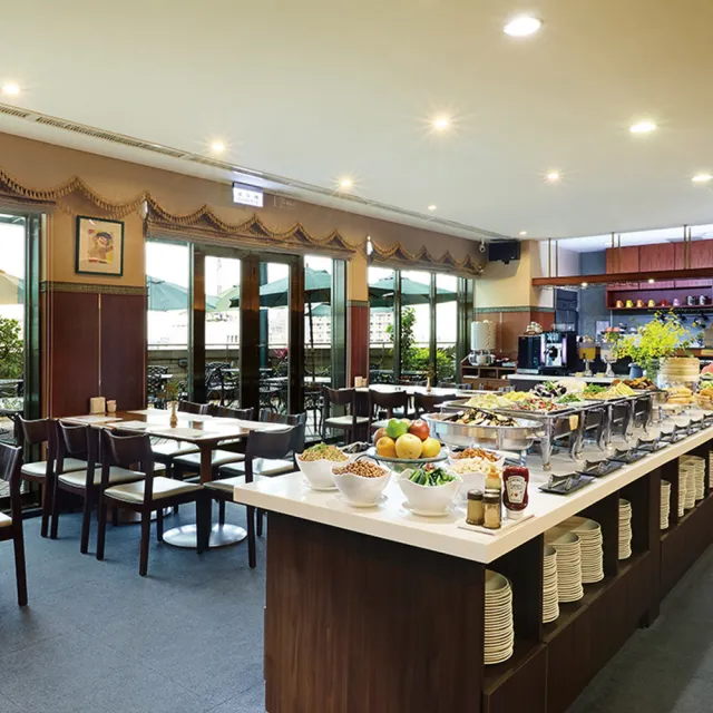 【宜蘭宜泰大飯店】7/21限搶!暑假平日不加價！2大1小標準雙人房含早餐(贈親子堡門票+夜市抵用券)