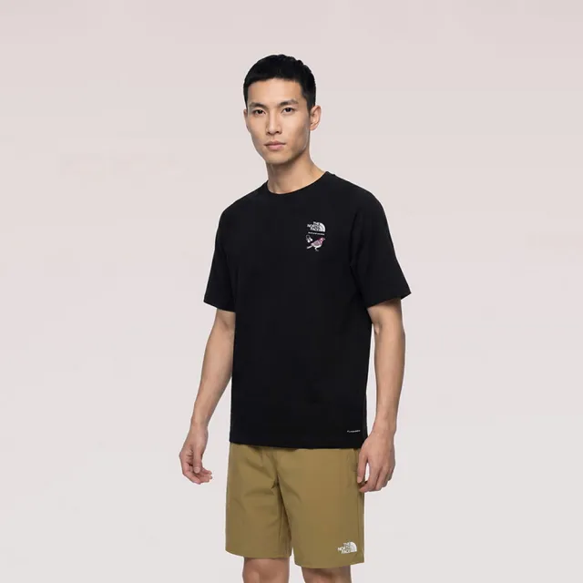 【The North Face】TNF 休閒 運動 短袖上衣 U CITY TRAVERSE SS TEE GRAPHIC - AP 男 女 黑 (NF0A8GX1JK3)