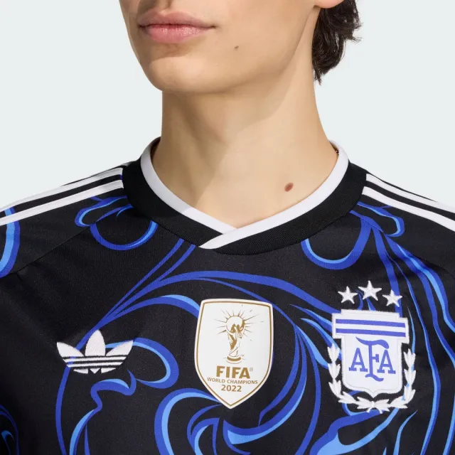 【adidas 愛迪達】世界盃 阿根廷 客場 短袖球衣 吸濕排汗 男 JM8395
