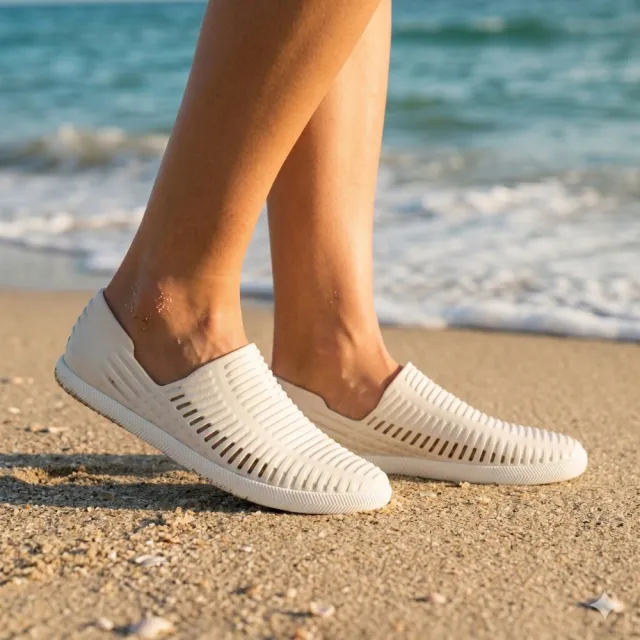 【People Footwear】加拿大休閒鞋 防水鞋 涼鞋 平底鞋 拖鞋(RIO 瑞歐 皮克白)