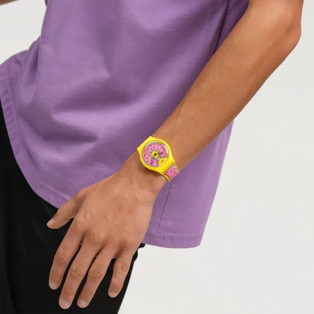 【SWATCH】SECONDS OF SWEETNESS 辛普森家庭/甜甜圈錶/經典手錶/男錶/女錶/瑞士製造 SO29Z134(41mm)