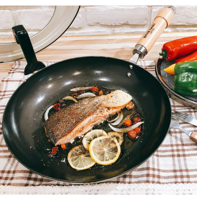 【PREMIUM 極】RIVER LIGHT日本製窒化鐵平底鍋28cm(不易生鏽無塗層極鐵鍋)