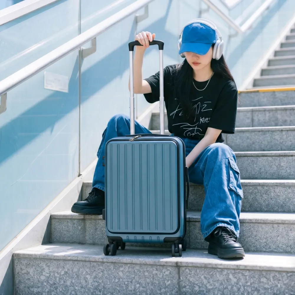 【American Explorer 美國探險家】18/20吋前開式/21吋 行李箱 雙排靜音輪 CF22/QT7/QT9 登機箱 旅行箱