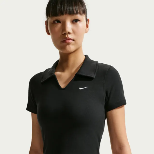 【NIKE 耐吉】短袖上衣 女 短版翻領衫 AS W NSW ESSNTL SS POLO CRP TO 黑 IO2730-010